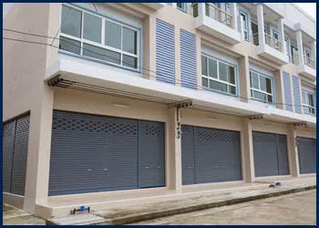 Garage Door Shop Repair Milwaukee, WI 262-297-3848 - cont-custom-t-16-09m